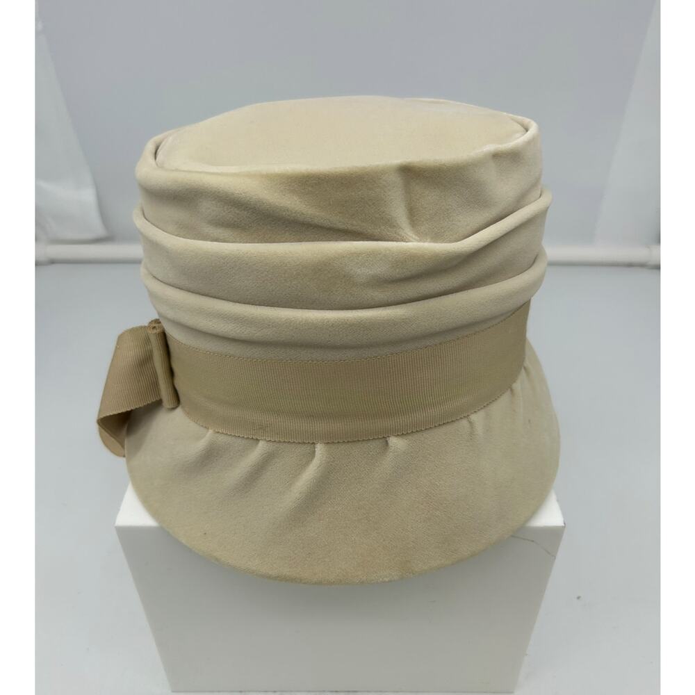 Vintage Bucket Hat Flapper Style Velvet with Bow Cream 9"